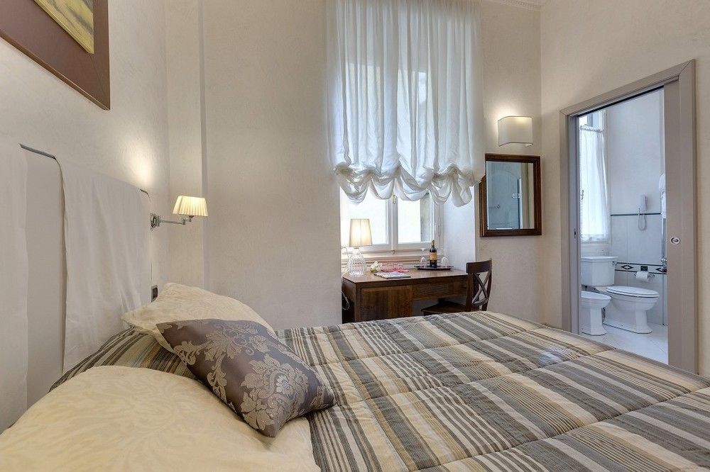 Il Salotto Di Firenze Hotell Exteriör bild